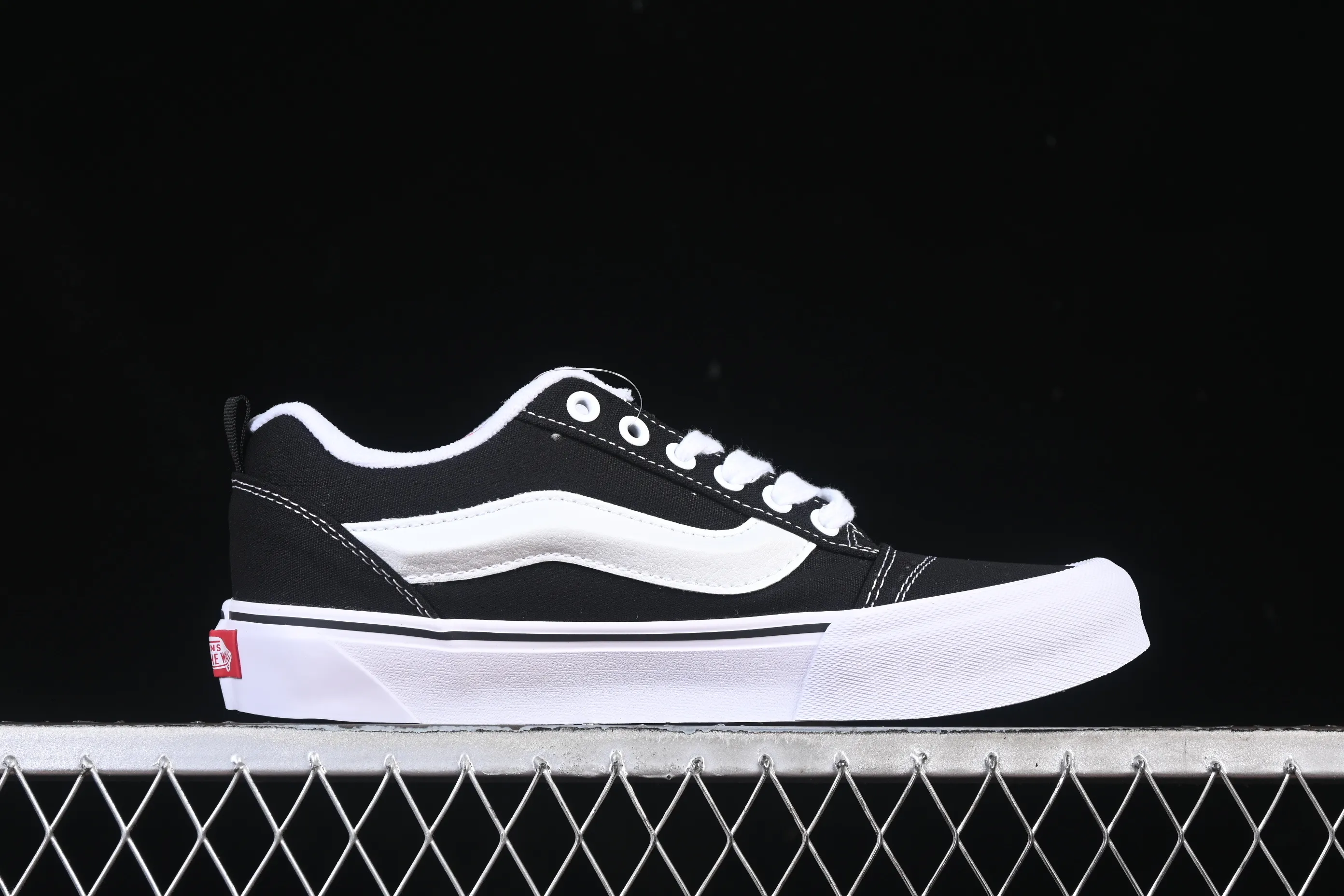 All categories Vans Vans series Vans Low Vans low-top Vans Knu-Skool high street American retro casual canvas skateboard shoes VN0009QC6BK